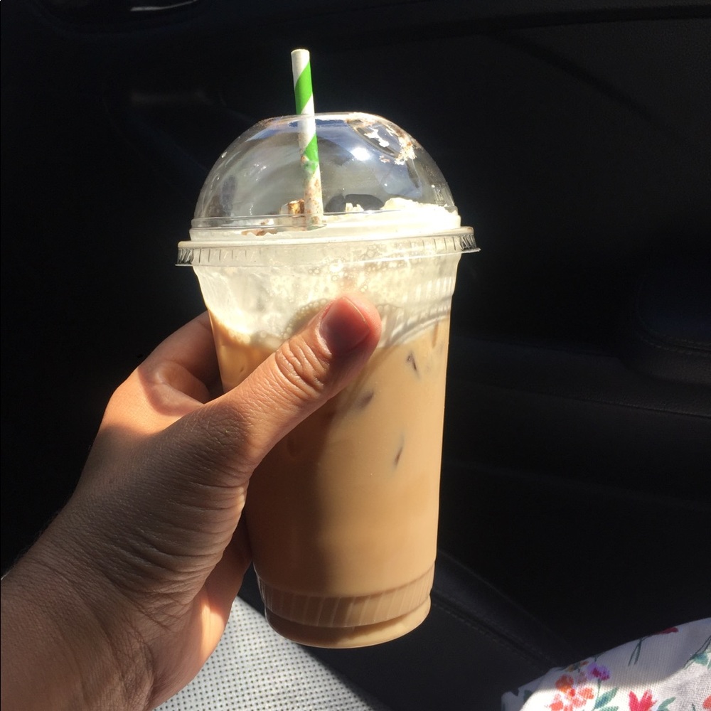 Meet your Posher, Yadira